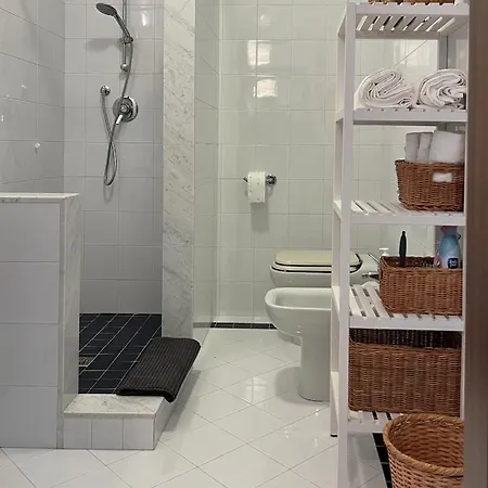 Crestudio Stanza Accogliente Vicino Al Ponte Vecchio Homestay Bassano del Grappa